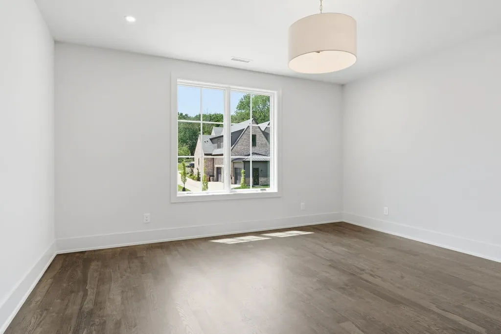 4518 Belmont Park Terrace Nashville TN 37215