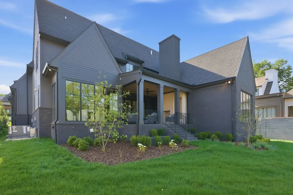 4518 Belmont Park Terrace Nashville TN 37215