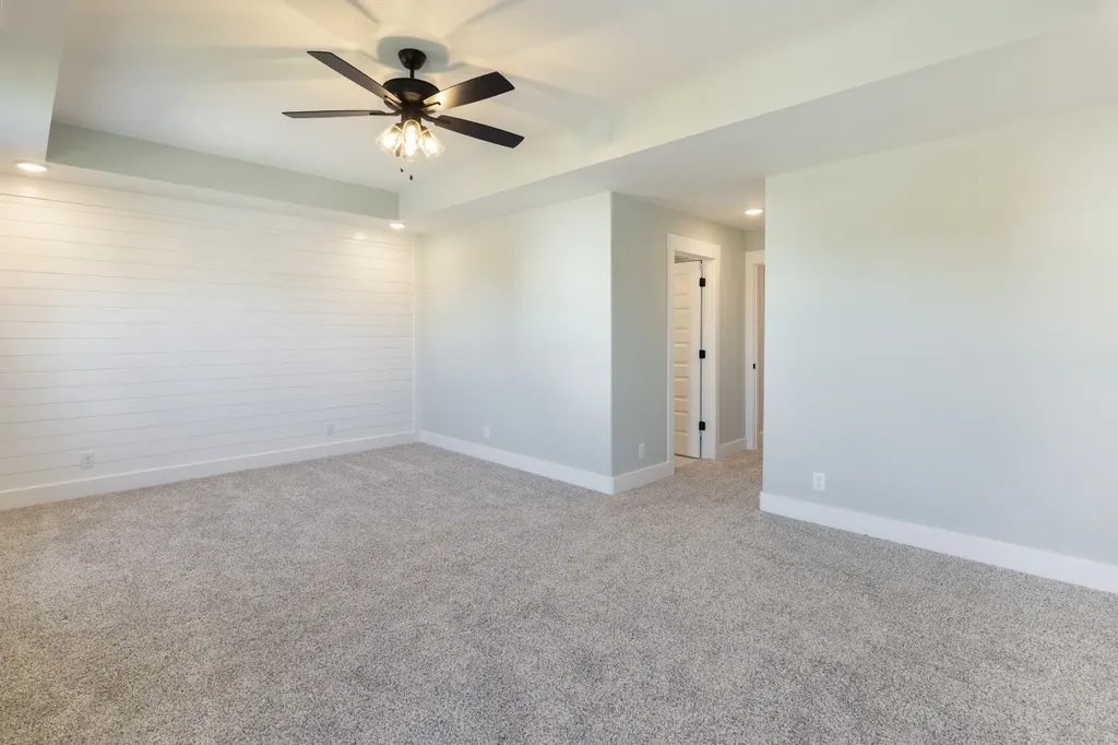 1076 Cherry Blossom Lane Clarksville TN 37040