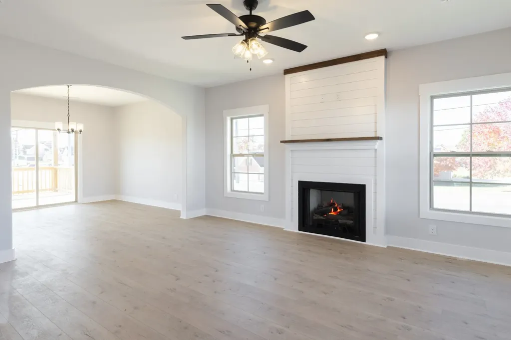 1076 Cherry Blossom Lane Clarksville TN 37040