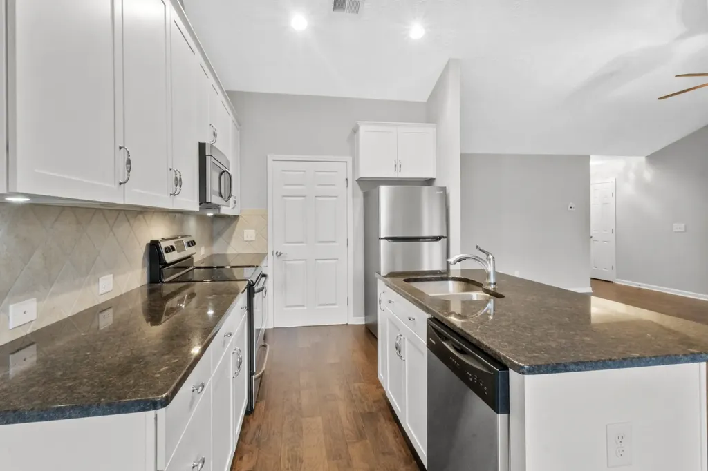 395 Devon Chase Hill Gallatin TN 37066