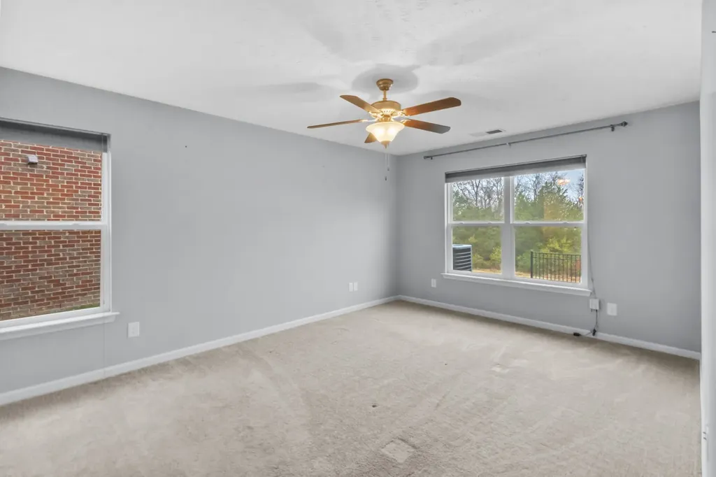 395 Devon Chase Hill Gallatin TN 37066