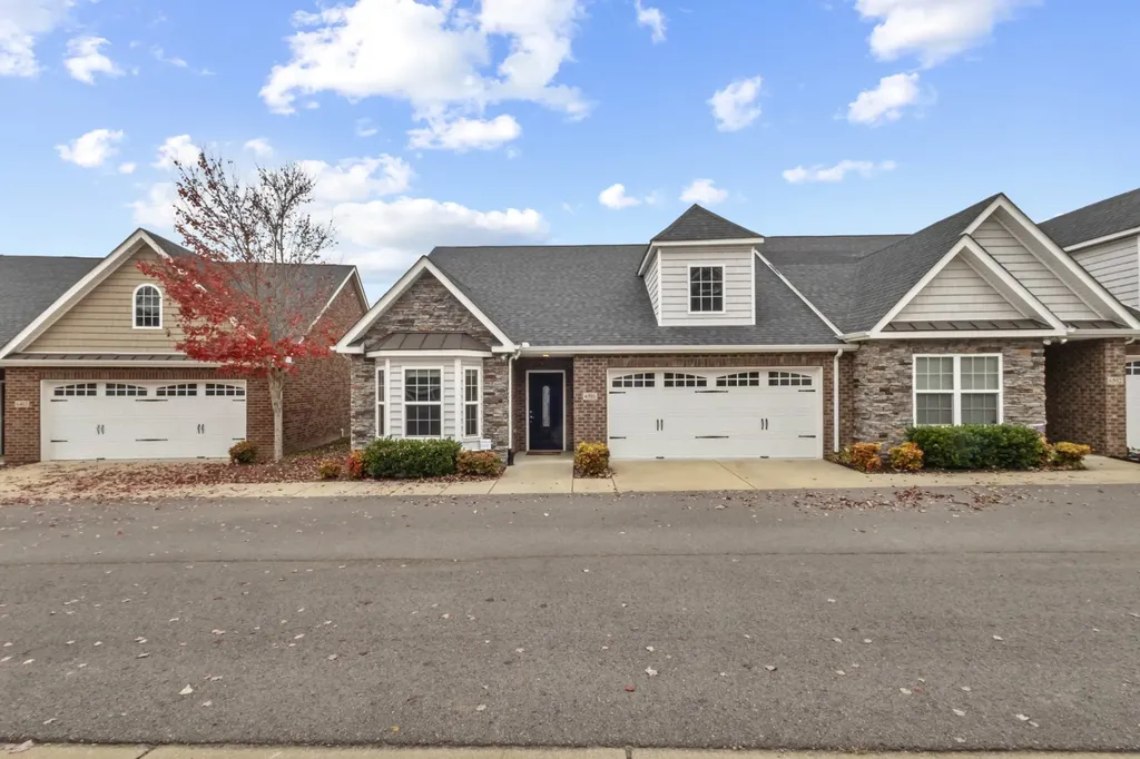 395 Devon Chase Hill Gallatin TN 37066