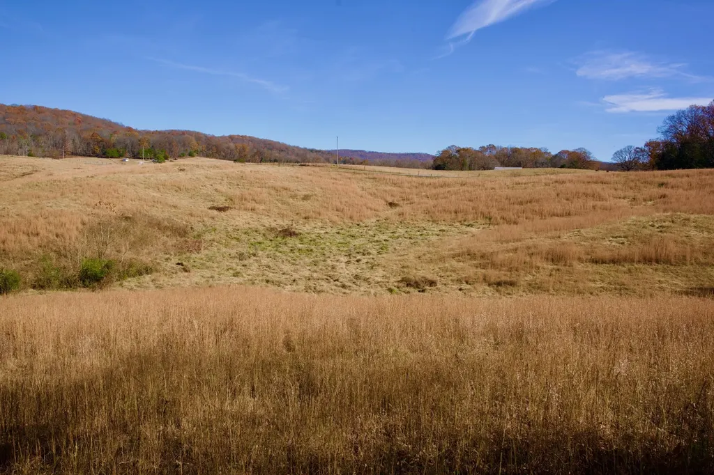 7 West Of Barlow Road Rock Island TN 38581