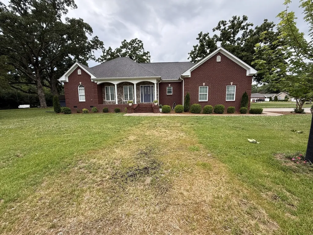 23 Regalwood Drive Manchester TN 37355