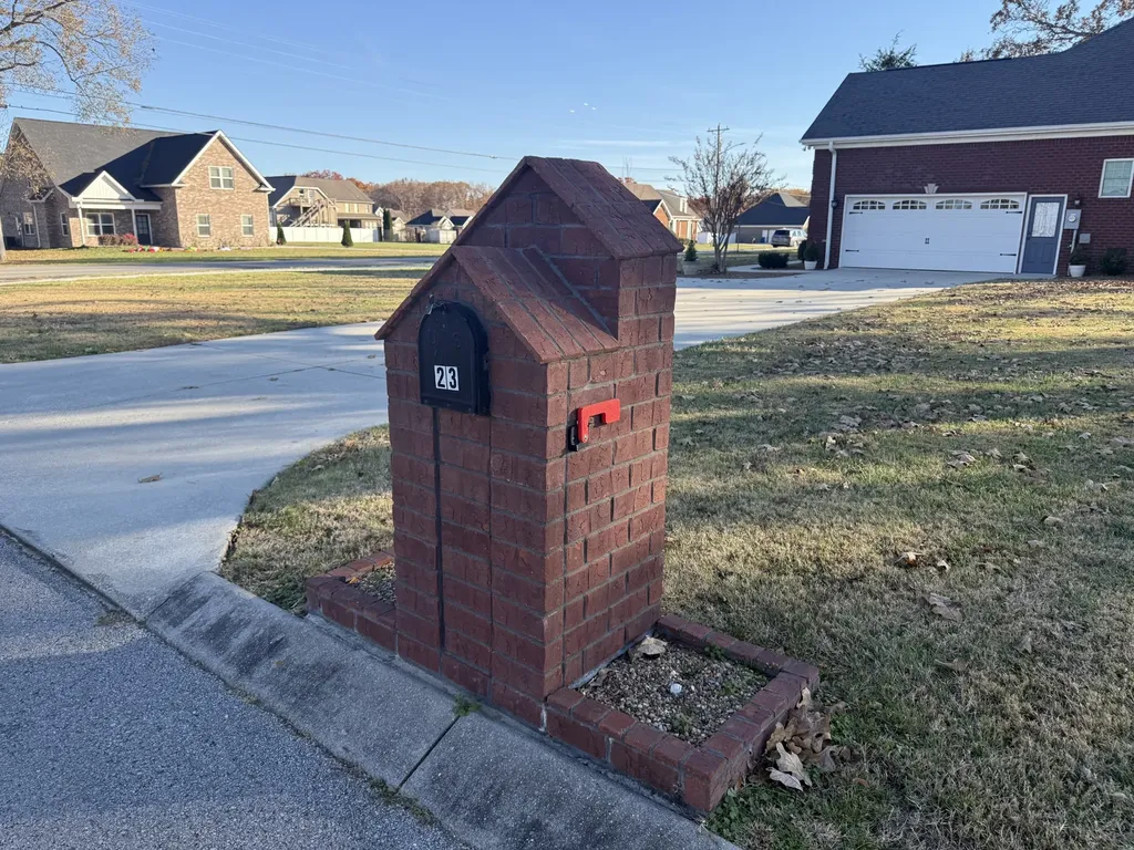 23 Regalwood Drive Manchester TN 37355