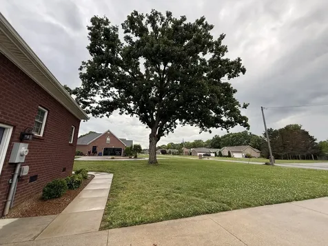 23 Regalwood Drive Manchester TN 37355