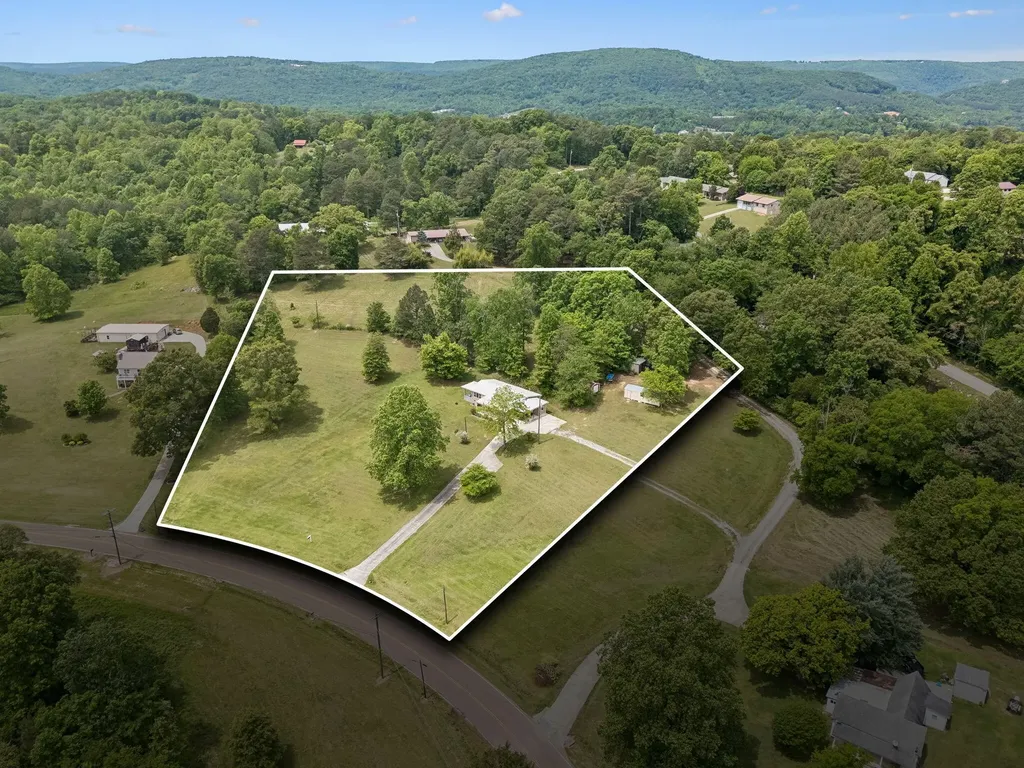 1484 Blythe Ferry Road Dayton TN 37321