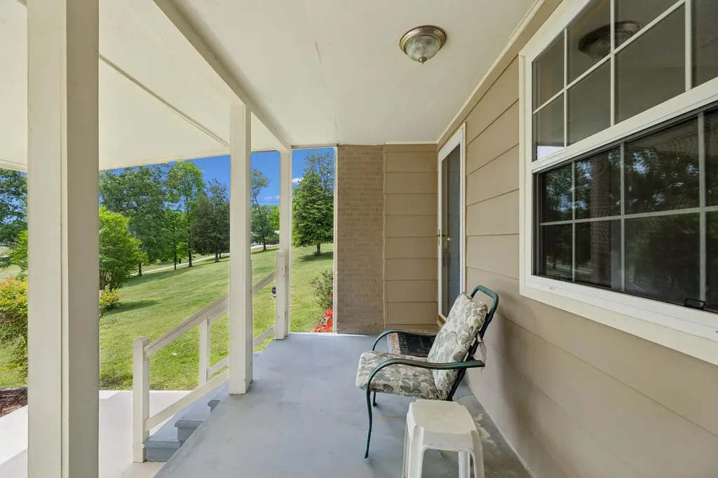 1484 Blythe Ferry Road Dayton TN 37321