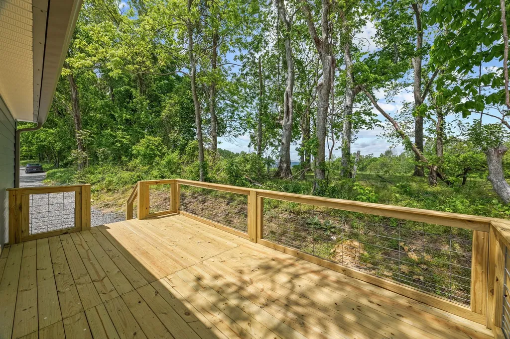 518 Beaver Lane Gainesboro TN 38562