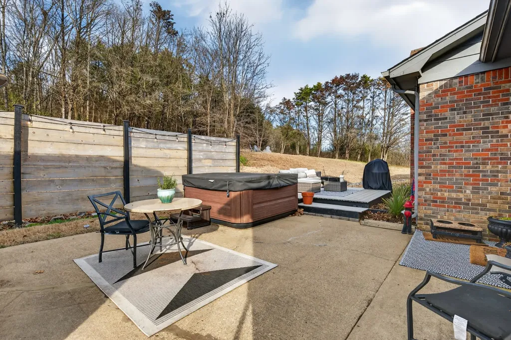 13 Sunrise Lane Fayetteville TN 37334