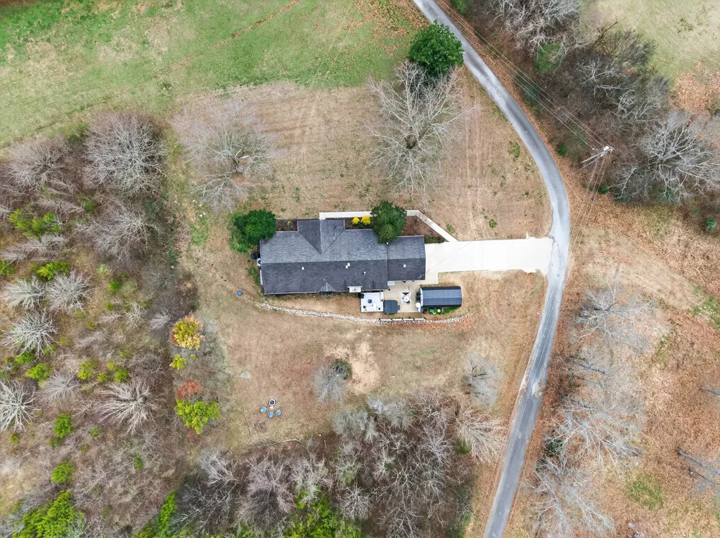 13 Sunrise Lane Fayetteville TN 37334