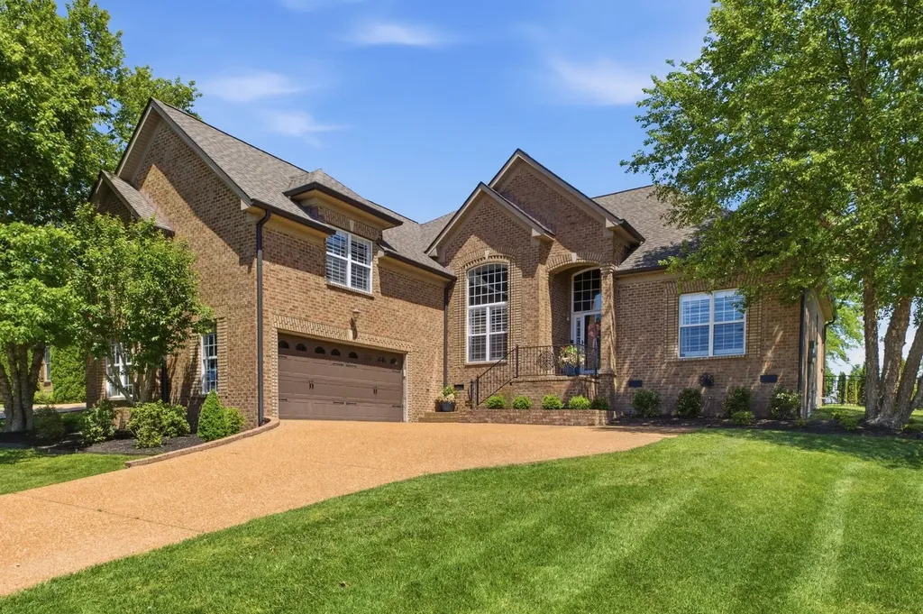 1113 Claire Court Gallatin TN 37066