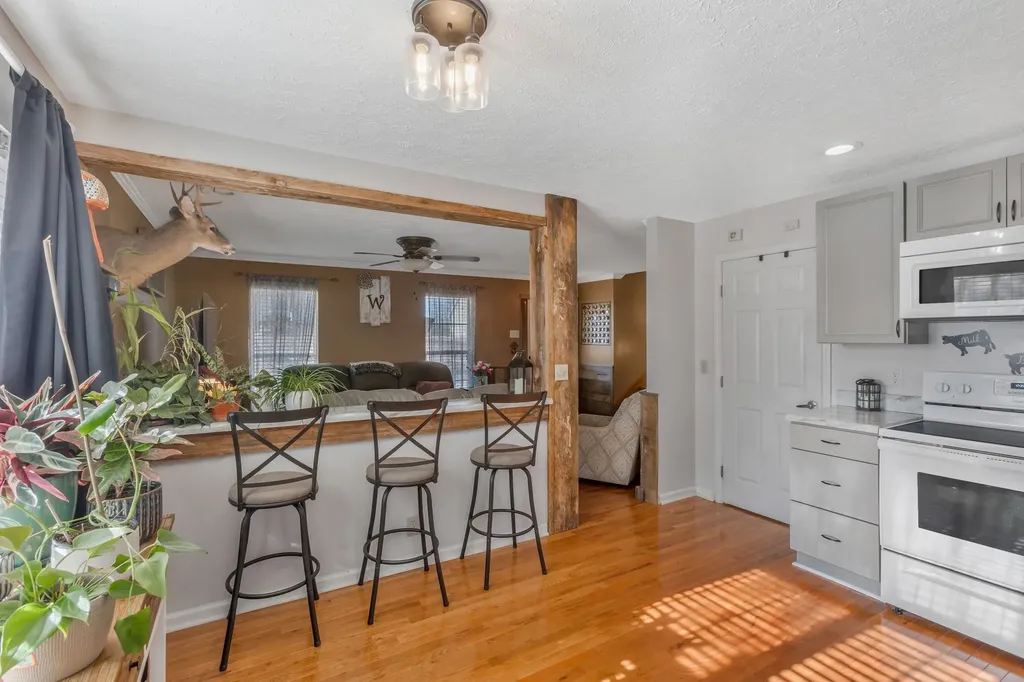 115 Sherron Drive Dickson TN 37055