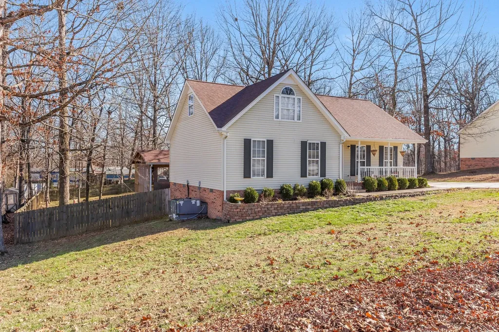 115 Sherron Drive Dickson TN 37055