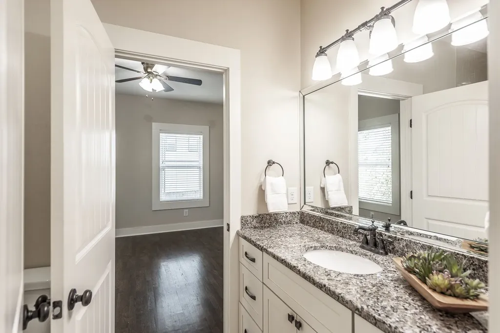 937B Spain Avenue Nashville TN 37216
