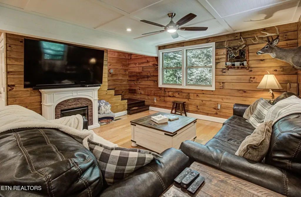 2240 Smith Mountain Road Rockwood TN 37854