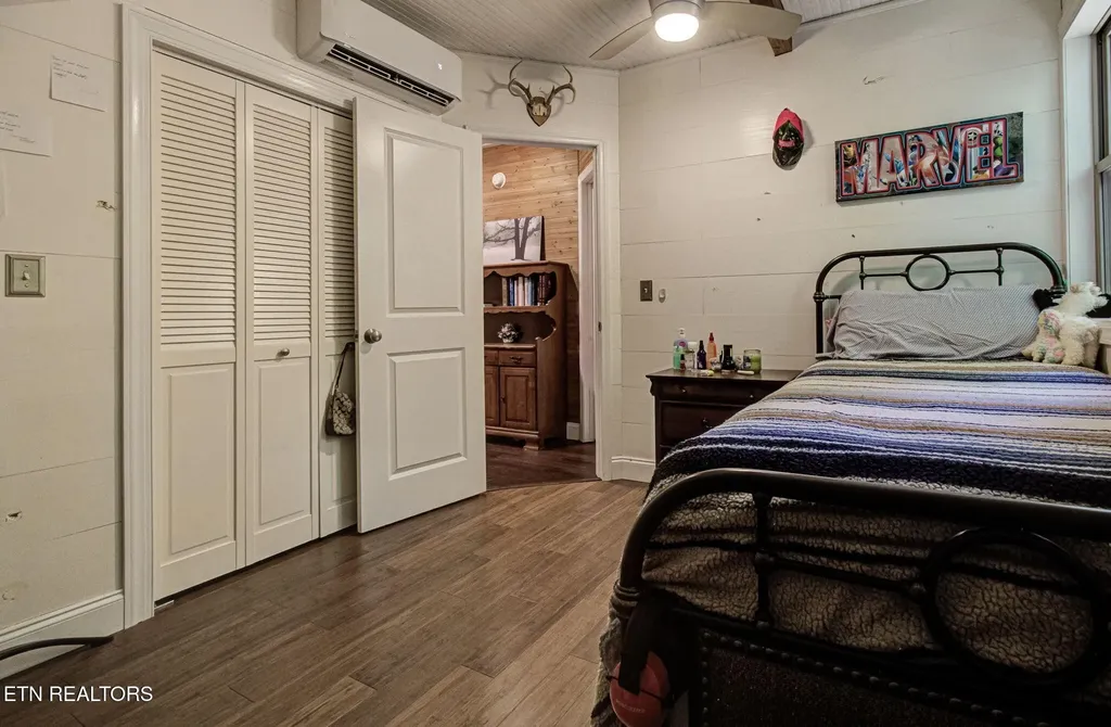 2240 Smith Mountain Road Rockwood TN 37854