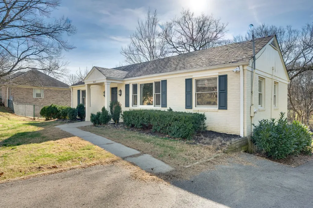 843 Summerly Drive Nashville TN 37209