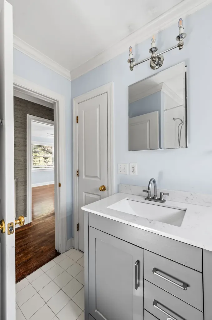 843 Summerly Drive Nashville TN 37209