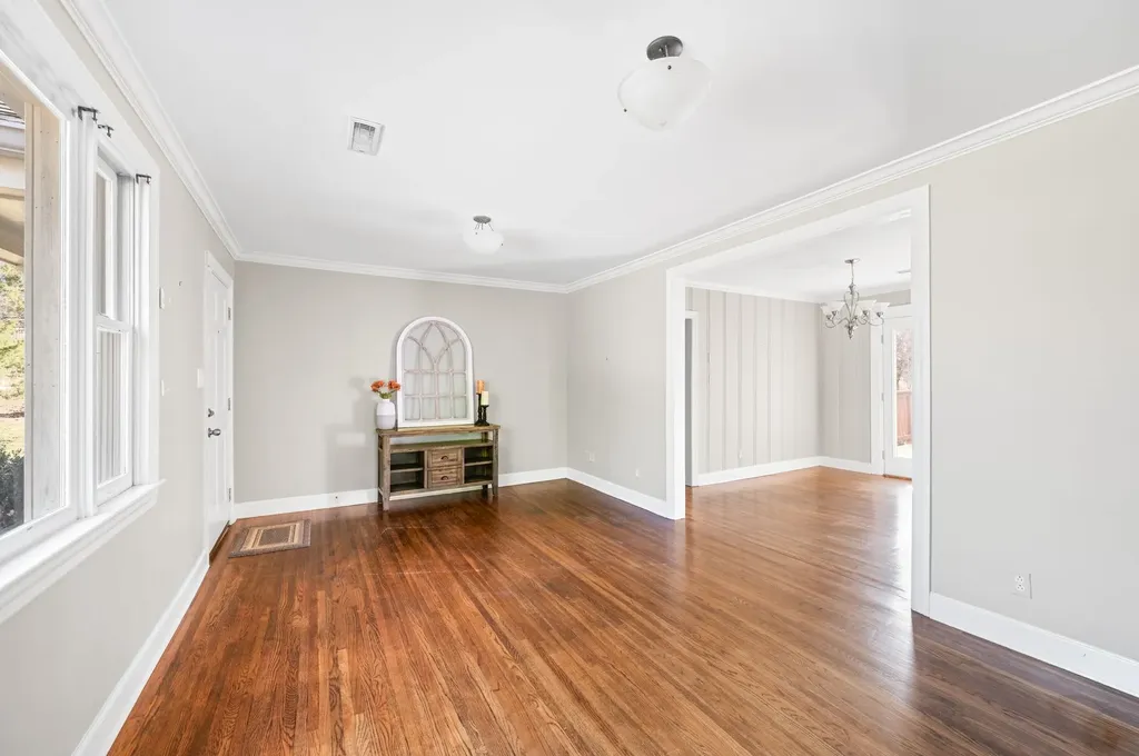 843 Summerly Drive Nashville TN 37209
