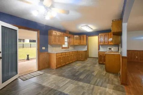 6680 Walker Creek Road Alexandria TN 37012