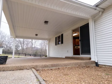 6680 Walker Creek Road Alexandria TN 37012
