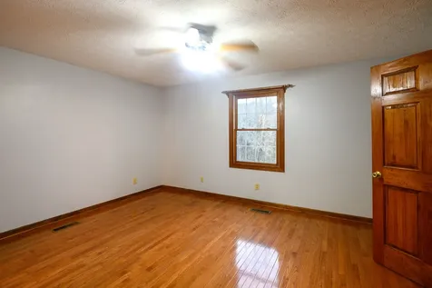 6680 Walker Creek Road Alexandria TN 37012
