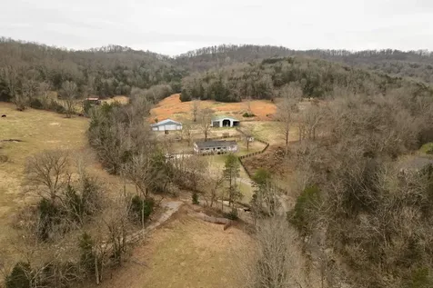 6680 Walker Creek Road Alexandria TN 37012