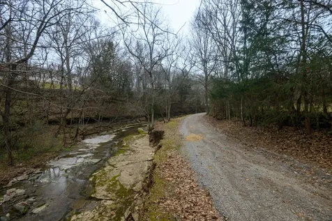 6680 Walker Creek Road Alexandria TN 37012