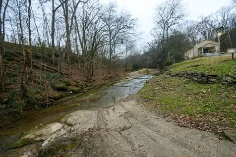 6680 Walker Creek Road Alexandria TN 37012