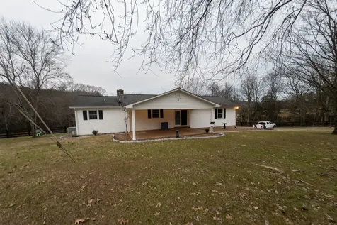 6680 Walker Creek Road Alexandria TN 37012