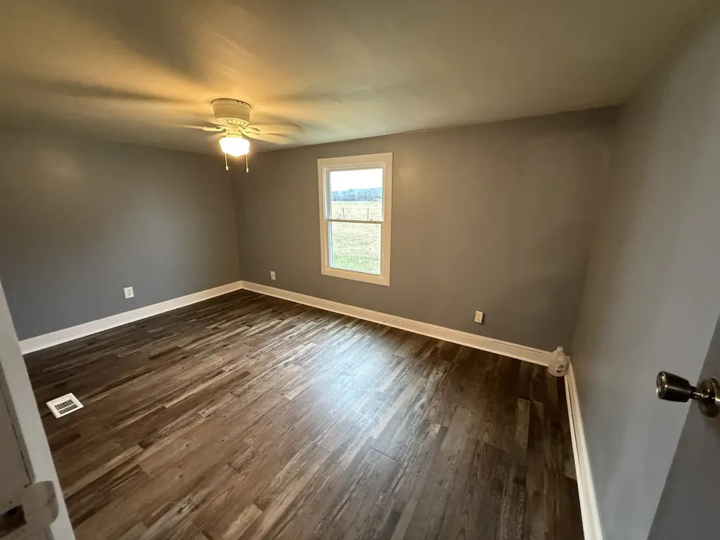 17 Partin Place Lane Hillsboro TN 37342