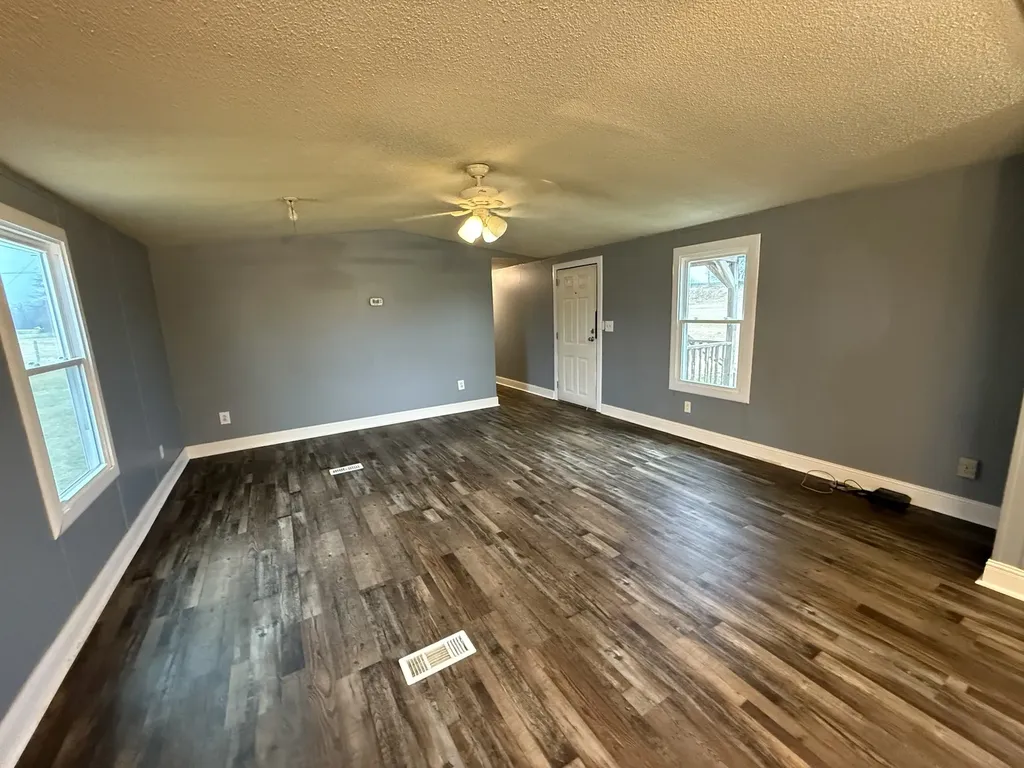 17 Partin Place Lane Hillsboro TN 37342