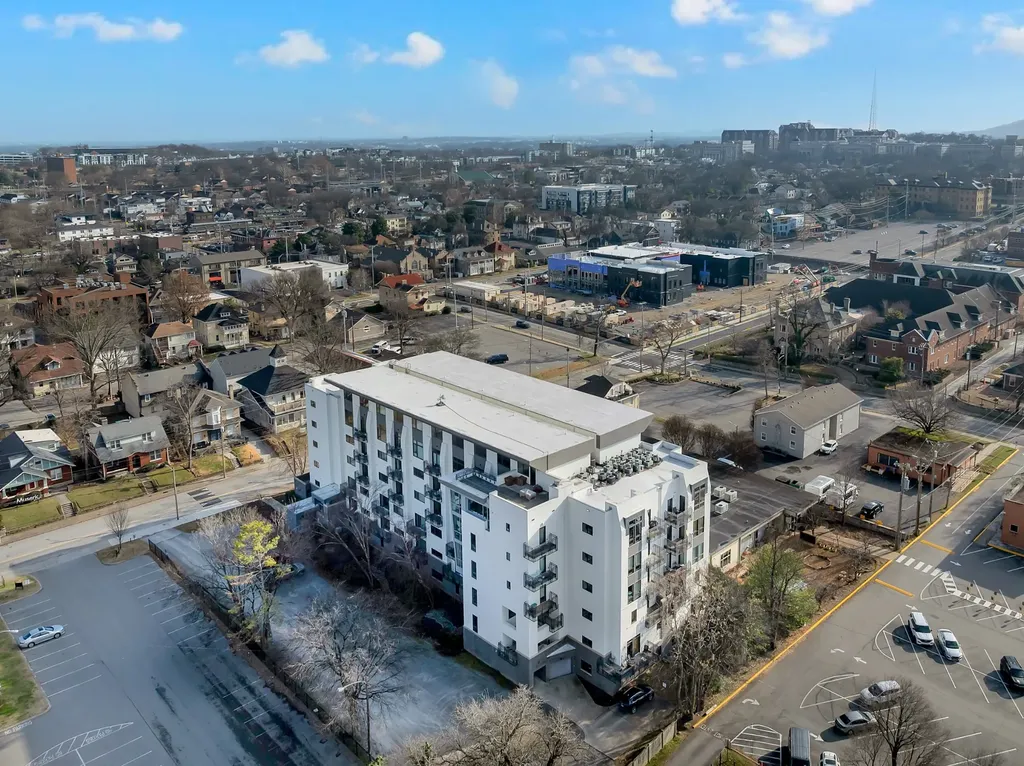 1101 18th Ave, S Nashville TN 37212