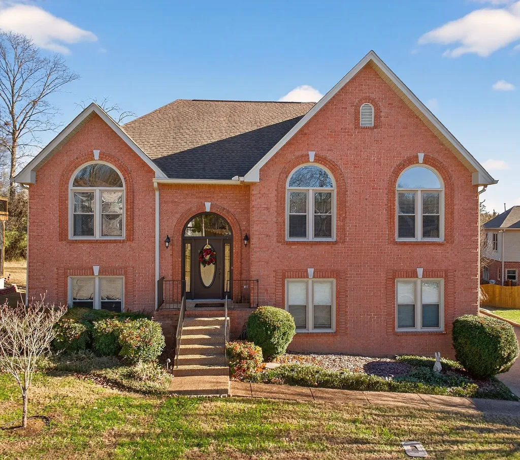 5553 Peninsula Park Landing Hermitage TN 37076