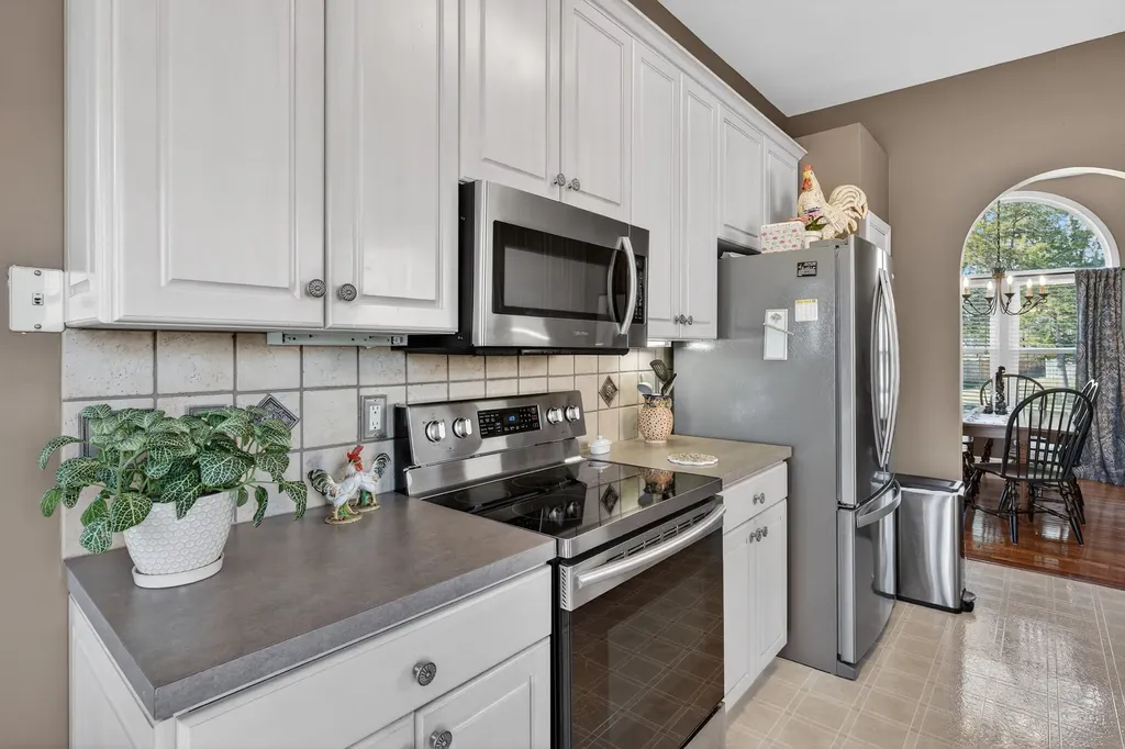 5553 Peninsula Park Landing Hermitage TN 37076