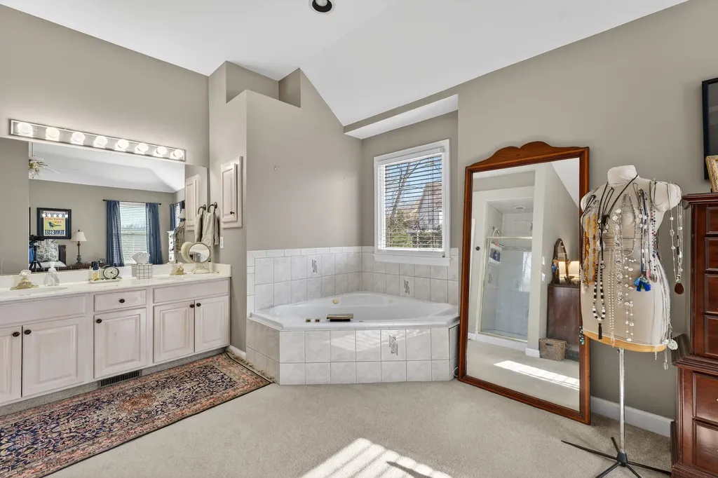 5553 Peninsula Park Landing Hermitage TN 37076