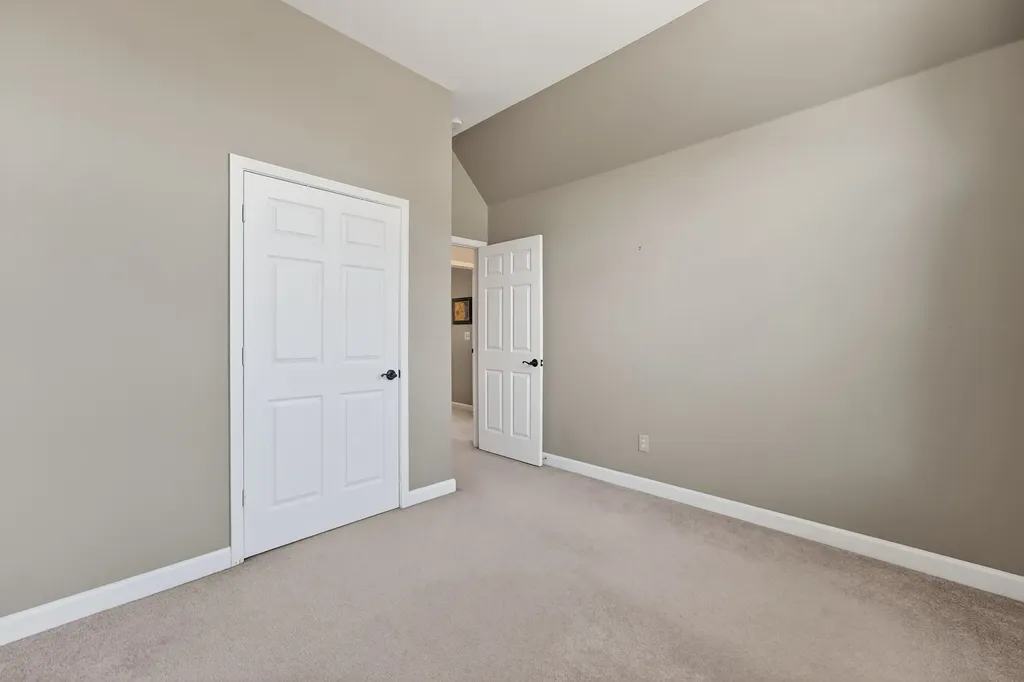 5553 Peninsula Park Landing Hermitage TN 37076
