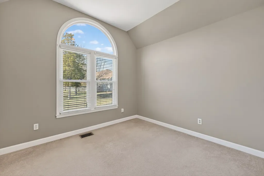 5553 Peninsula Park Landing Hermitage TN 37076