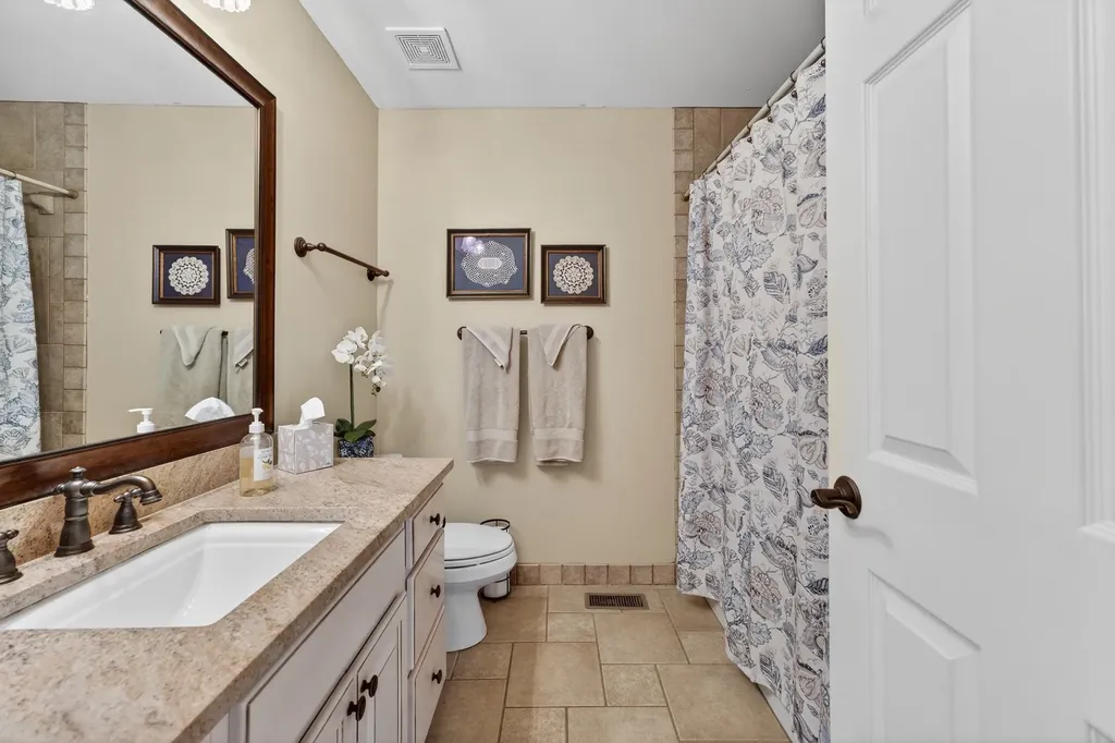 5553 Peninsula Park Landing Hermitage TN 37076