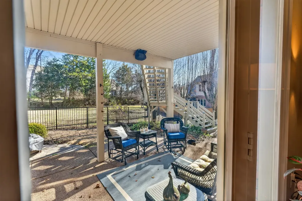5553 Peninsula Park Landing Hermitage TN 37076