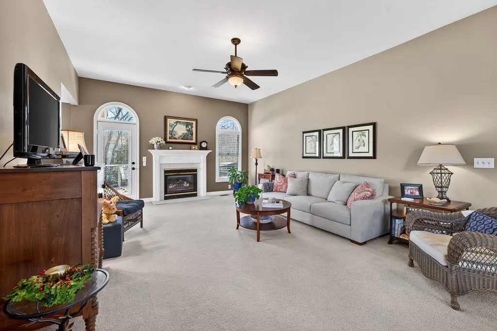 5553 Peninsula Park Landing Hermitage TN 37076