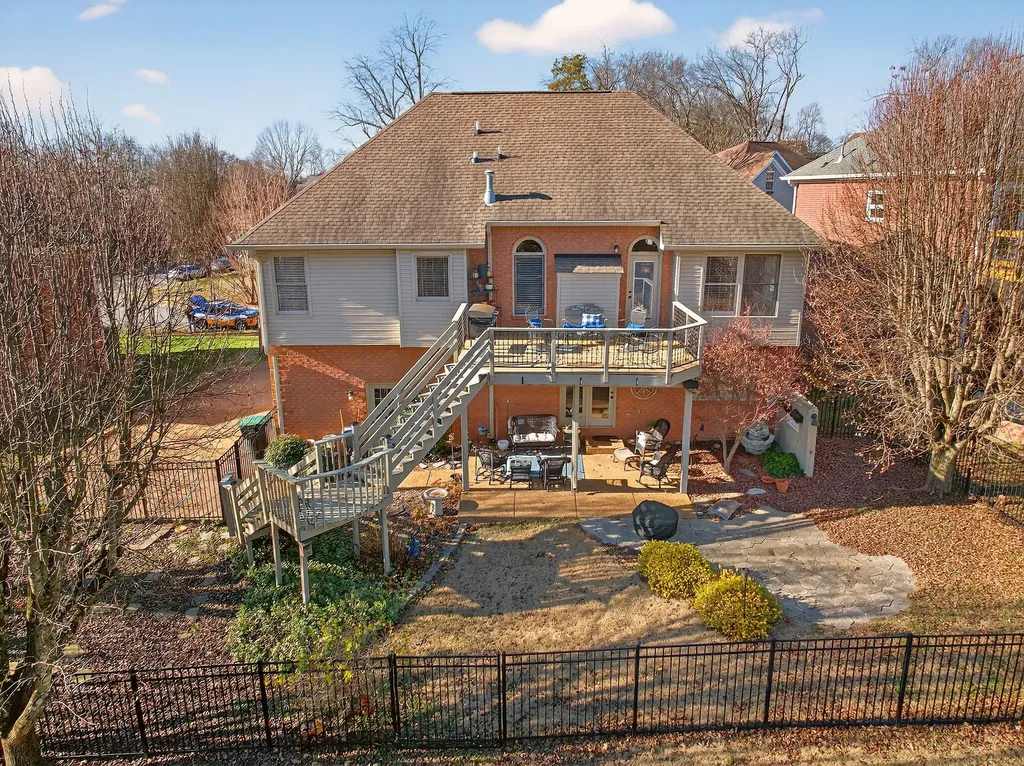 5553 Peninsula Park Landing Hermitage TN 37076