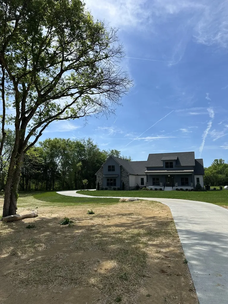 5024 Halls Hill Pike Murfreesboro TN 37130