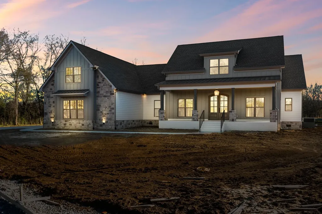 5024 Halls Hill Pike Murfreesboro TN 37130
