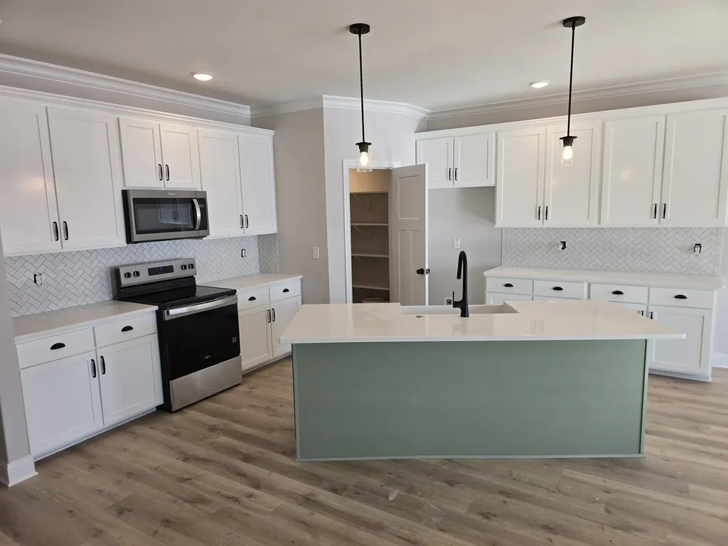 1068 Cherry Blossom Lane Clarksville TN 37040