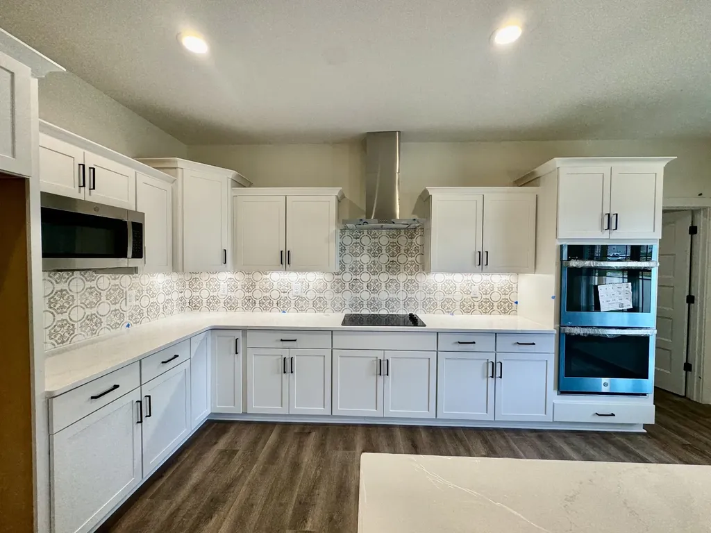 390 Young Lane Pleasant View TN 37146