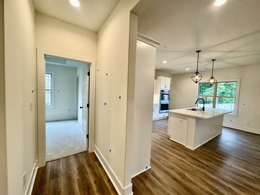 390 Young Lane Pleasant View TN 37146