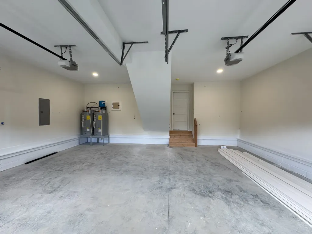 390 Young Lane Pleasant View TN 37146